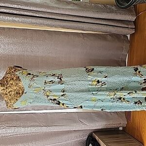 NWT Anthropologie Vintage Sachin and Babi Rainflower Dress Size 2